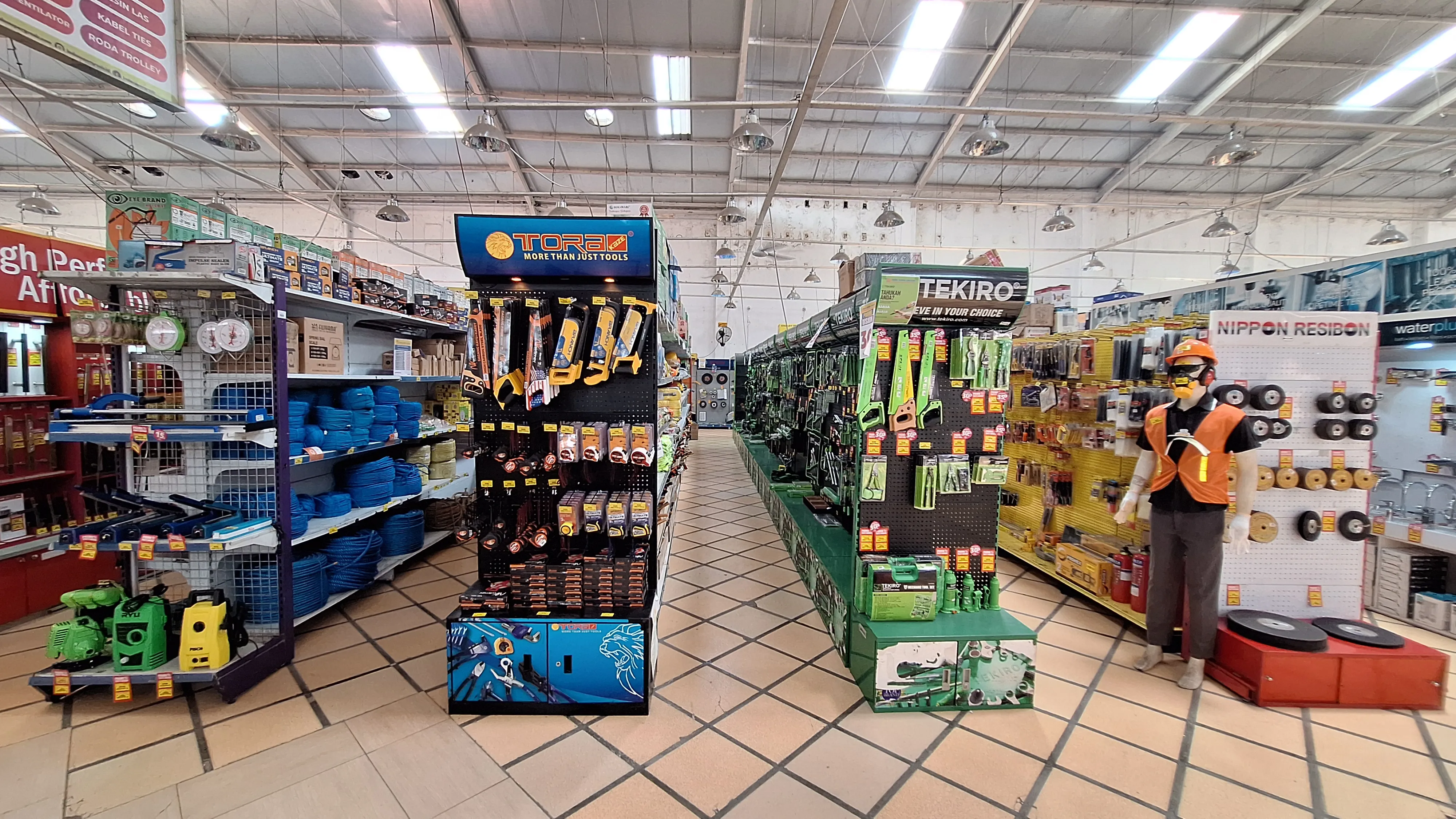 Store Area 13
